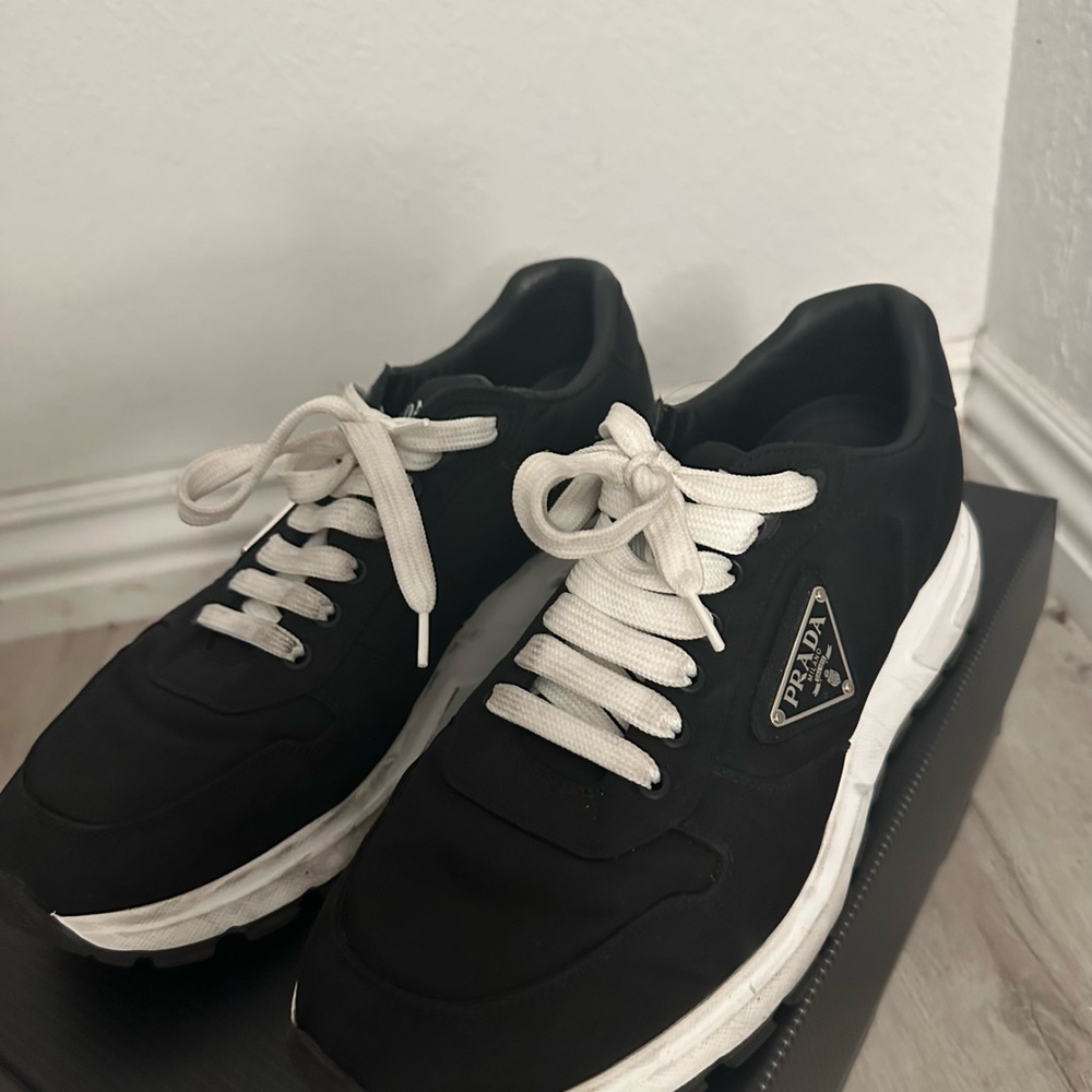 Mens Prada Sneakers size 8.5 - Picture 2 of 3